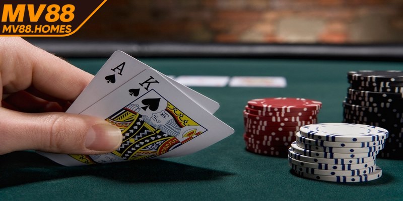 Biết lúc nào nên bỏ bài trong Poker được nhấn mạnh từ cao thủ